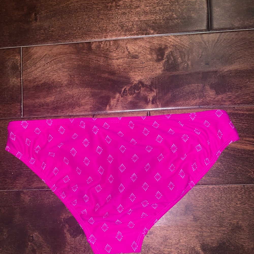 Pinkish/Purpleish swimsuit bottoms